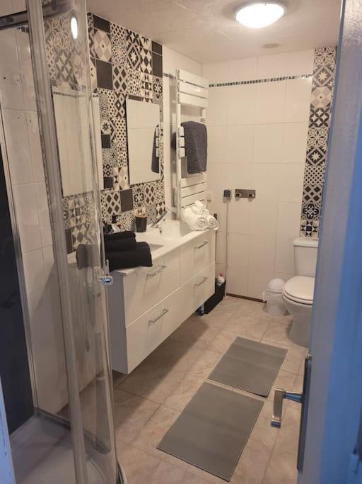 Petite Maison Cosy En Duplex Eguelshardt Екстериор снимка